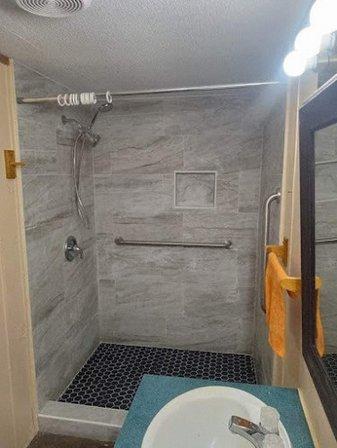 Alex painting and remodeling service