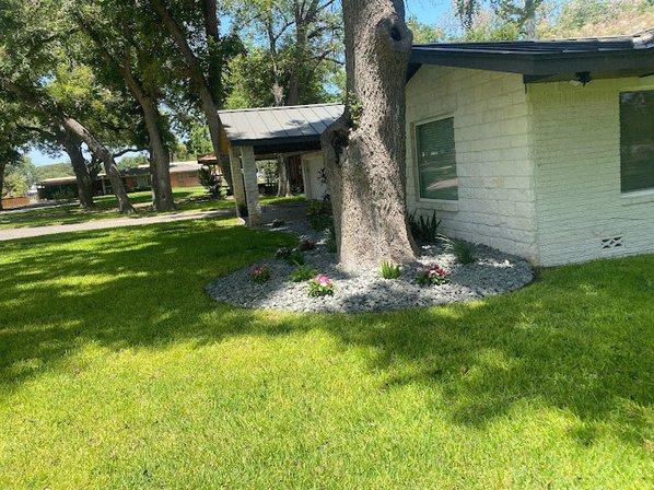 B&M Landscaping Service LLC
