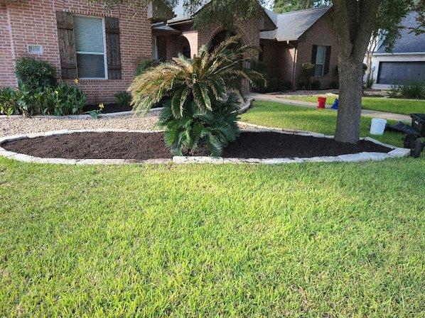 Sauer Lawn Care & Landscaping LLC.