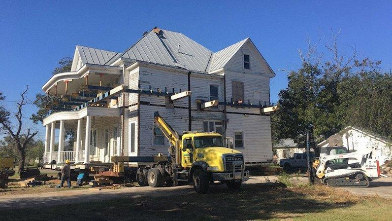 Dodson House Moving