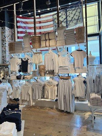 Brandy Melville - San Antonio