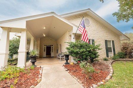 Gemstone Senior Living at Oakwell