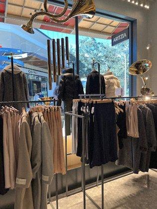 Aritzia