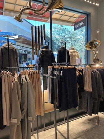 Aritzia
