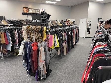 Clothes Mentor 1604 & Blanco