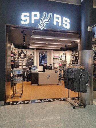 Spurs Store
