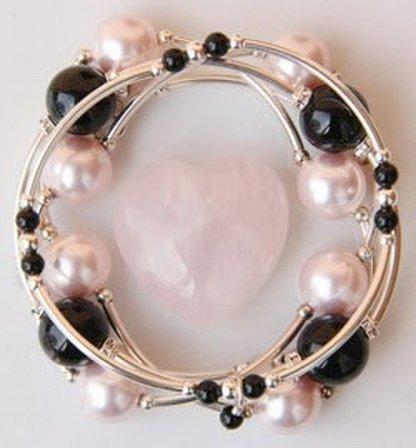 N-V-Us Fashions & Boutique