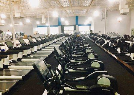 TruFit Athletic Clubs - SW Military/Flores