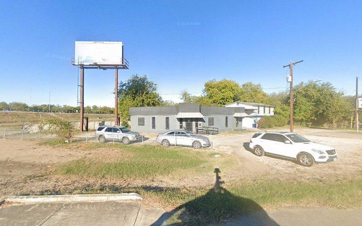 N To U Designs Salon