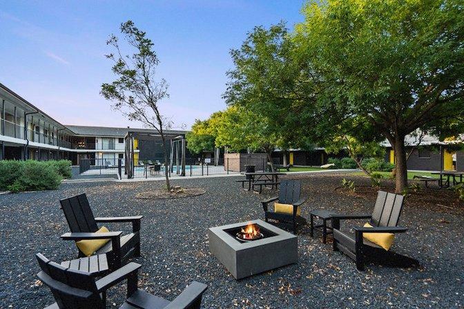 Primrose Haus Apartments