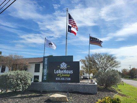 LakeHaus at Dunlap