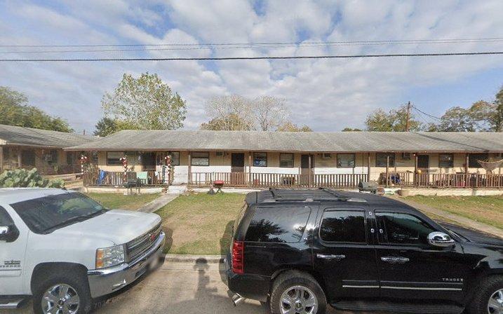 Live Oak Apartments