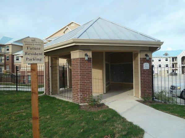 Woodlawn Ranch Apartments