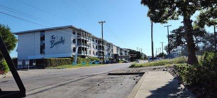 The Beverly Apts