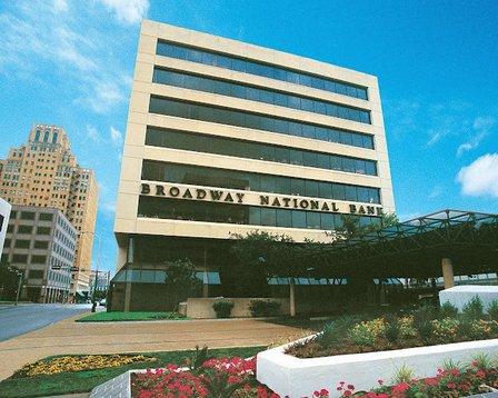 Broadway Bank - Downtown Financial Center