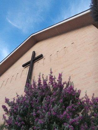 Crossroads Church of South Texas (English & Spanish)