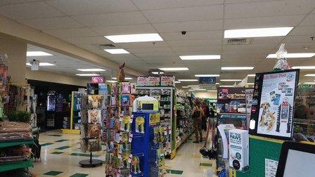 Pet Supplies Plus Seguin