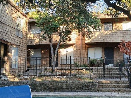 Alamo Heights Apartments