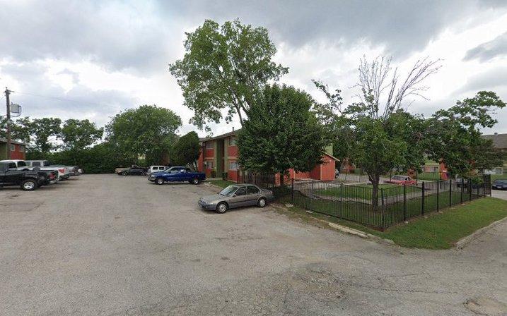 Robins Nest Apartments