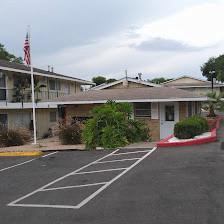 Hillside Manor Apartments