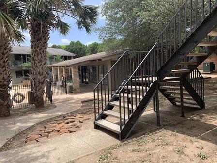 Spanish Spur Apartments