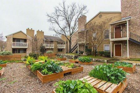 Austin Pointe Apartments