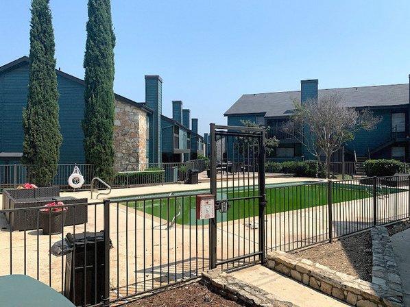 The Carina Apartments