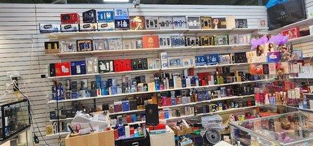 D'Paz Imports, Perfumes and Gifts