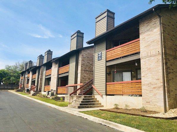 Stratton Park Apartments