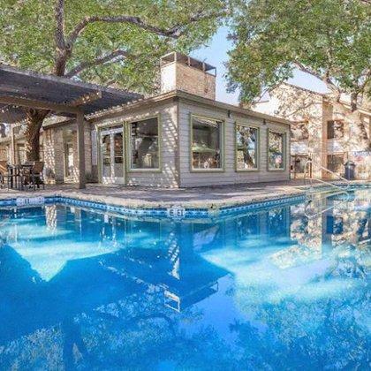 Stone Oak Apartments
