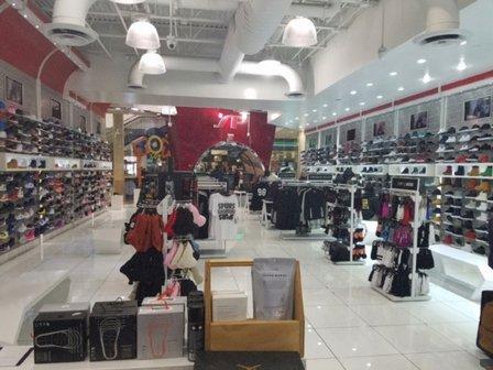 Shoe Palace