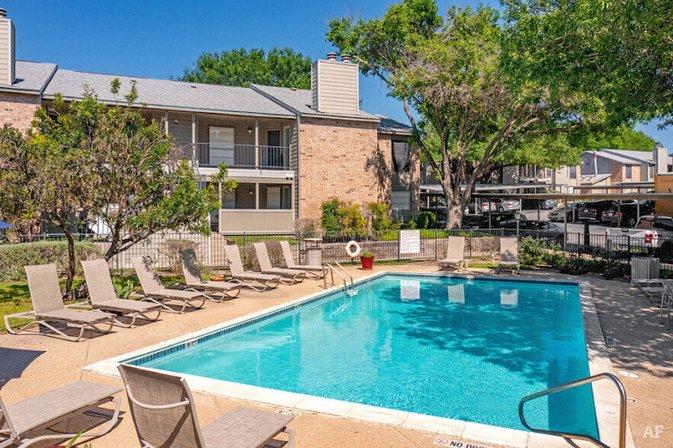 Wolfe Run Apartments