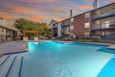 City Crest Apartments