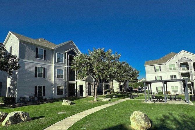 Boulder Creek Apartment Homes