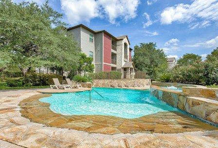 Vistas of Vance Jackson Apartments
