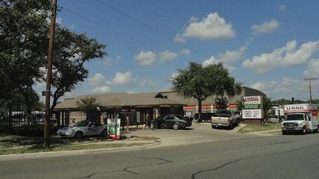 U-Haul Moving & Storage of Wurzbach