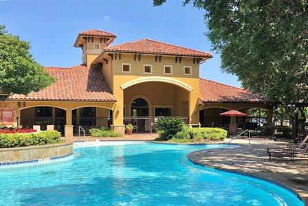 The Montecristo Apartments in Stone Oak,San Antonio