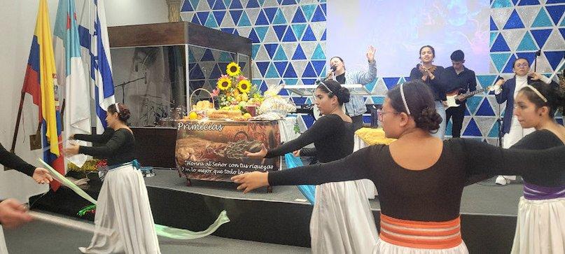 Alfa y Omega Asamblea De Dios