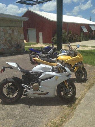 V-Moto
