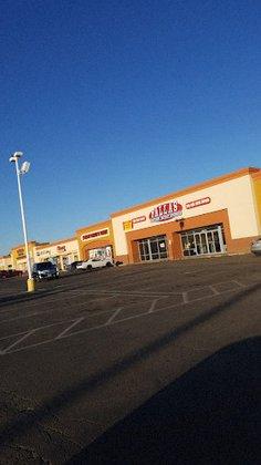 Dellcrest Plaza