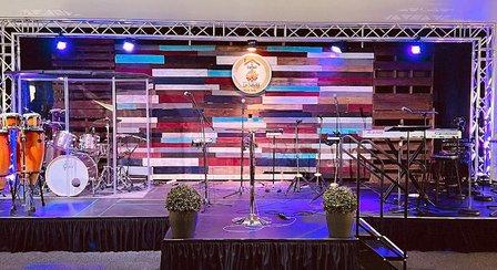 La Cabaña (The Cabin) Worship Center