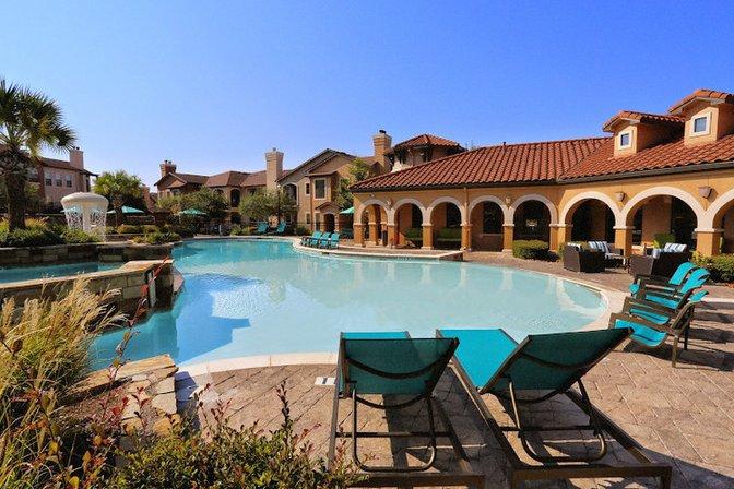 The Estates at Canyon Ridge