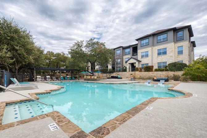 Laurel Canyon Apartments