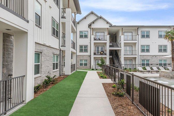 United Apartment Group