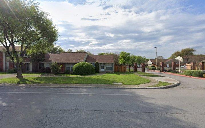Coppertree Townhomes & condos timberpath