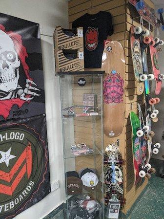 New Braunfels Skate & Smoke Shop