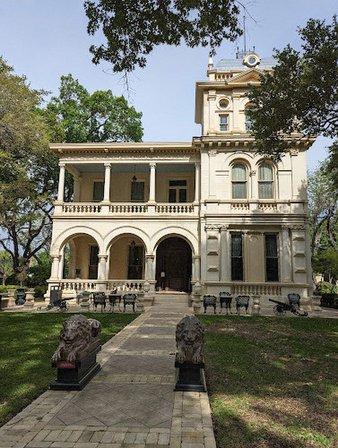Villa Finale: Museum & Gardens