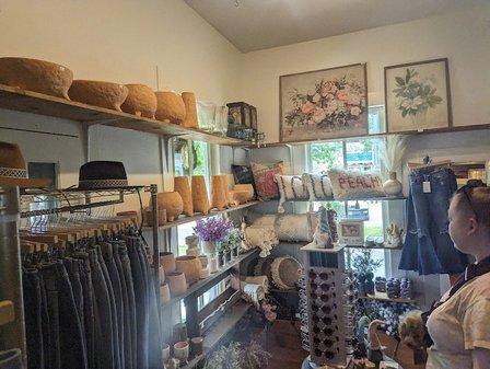 Currents Decor & Design