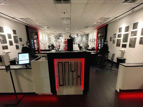 Onyx Tattoos & Piercings