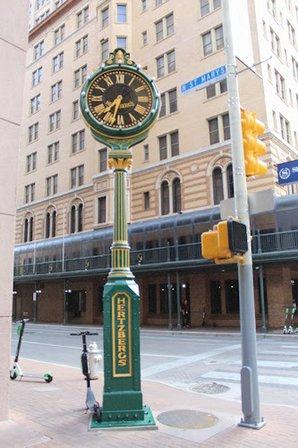 Hertzberg Clock